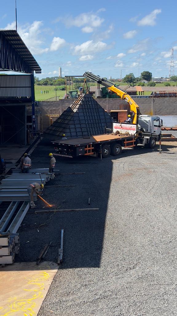 Silos de Armazenamento de Milho 04