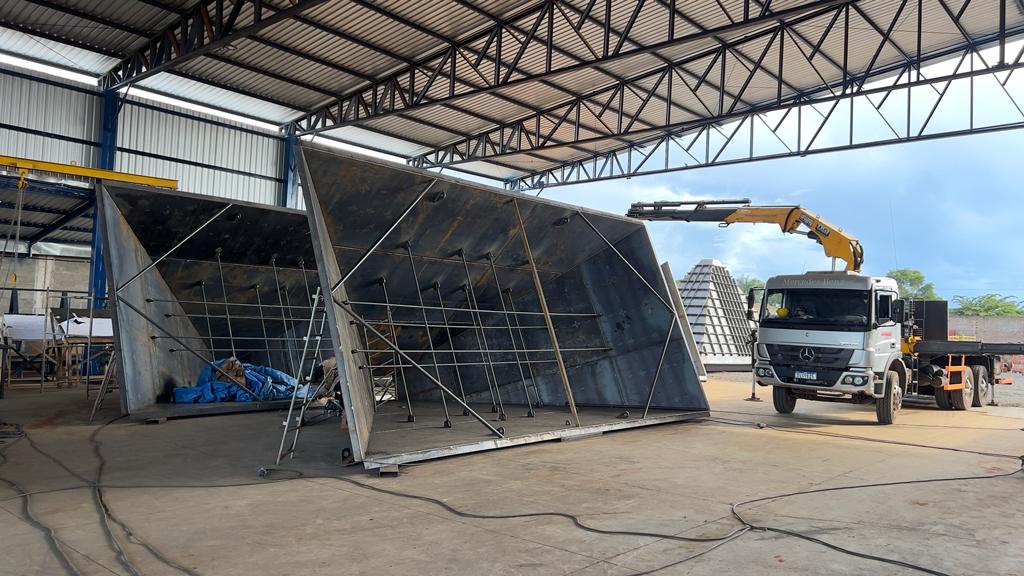 Silos de Armazenamento de Milho