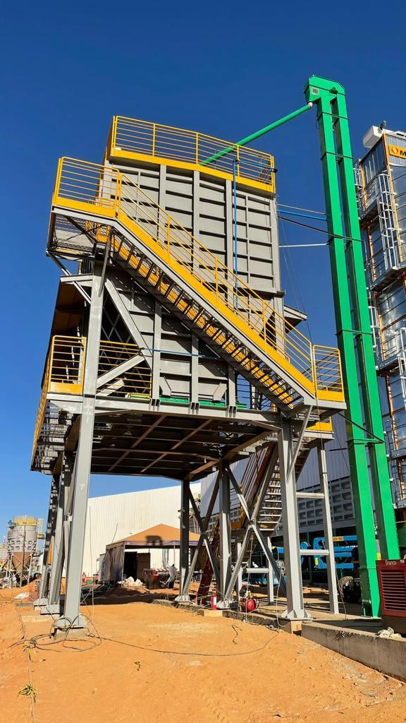 Moega de Descarte de Milho 04