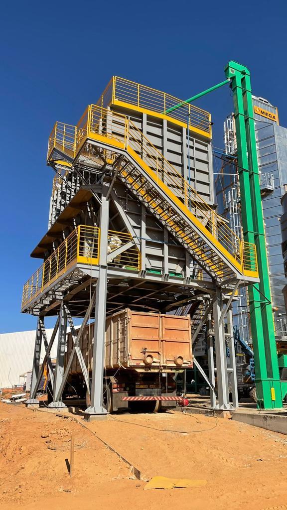 Moega de Descarte de Milho 02